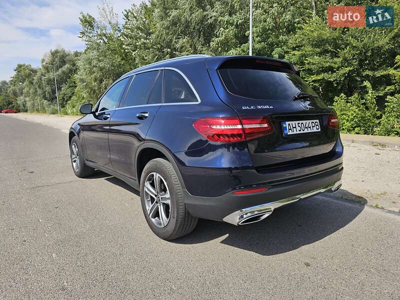 Позашляховик / Кросовер Mercedes-Benz GLC-Class 2018 в Дніпрі