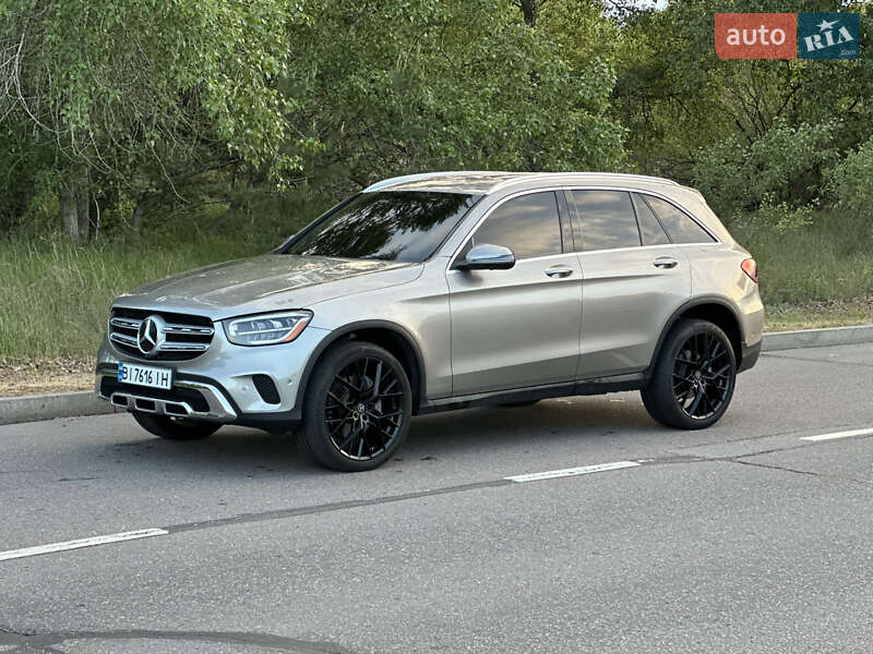 Внедорожник / Кроссовер Mercedes-Benz GLC-Class 2021 в 