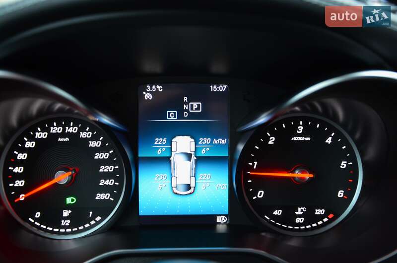 Внедорожник / Кроссовер Mercedes-Benz GLC-Class 2022 в Киеве