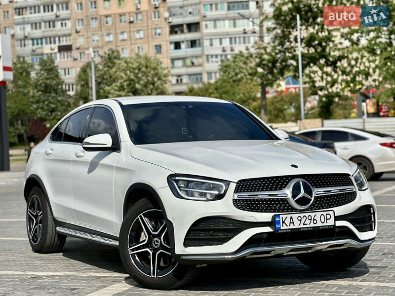 Позашляховик / Кросовер Mercedes-Benz GLC-Class 2019 в 