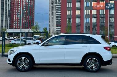 Позашляховик / Кросовер Mercedes-Benz GLC-Class 2017 в 