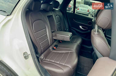 Позашляховик / Кросовер Mercedes-Benz GLC-Class 2017 в 