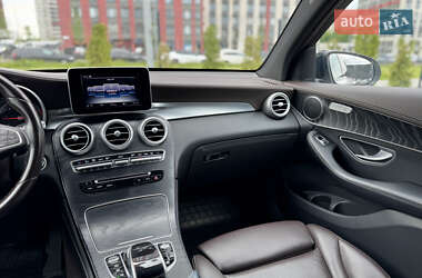Позашляховик / Кросовер Mercedes-Benz GLC-Class 2017 в 