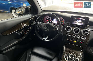 Внедорожник / Кроссовер Mercedes-Benz GLC-Class 2017 в 