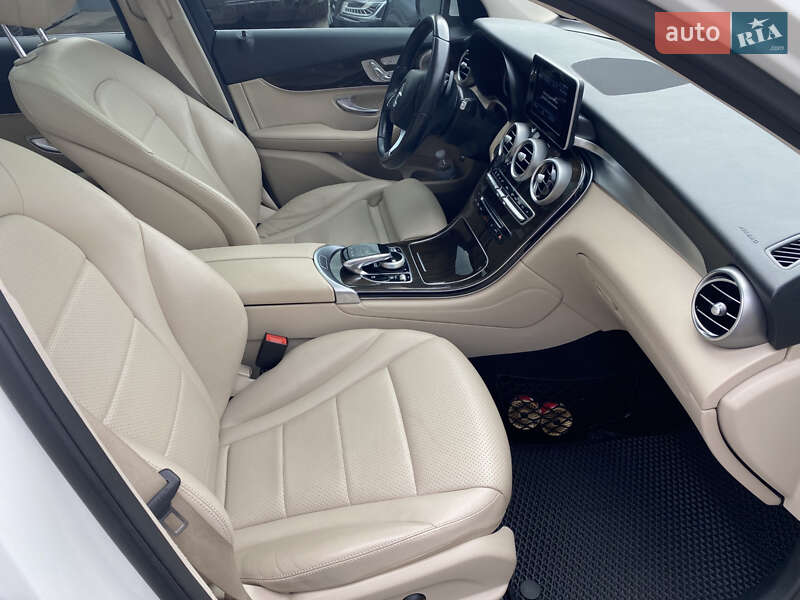 Позашляховик / Кросовер Mercedes-Benz GLC-Class 2015 в Києві фото 14 Позашляховик / Кросовер Mercedes-Benz GLC-Class 2015 в Києві