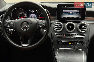 Позашляховик / Кросовер Mercedes-Benz GLC-Class 2017 в 