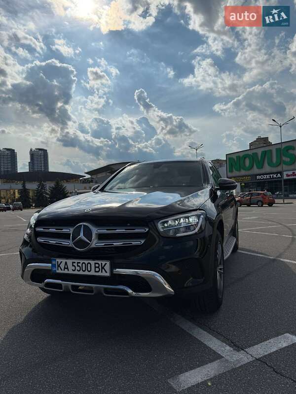 Внедорожник / Кроссовер Mercedes-Benz GLC-Class 2019 в 
