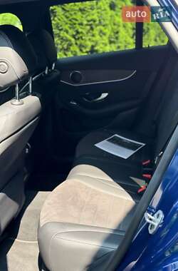Внедорожник / Кроссовер Mercedes-Benz GLC-Class 2021 в 