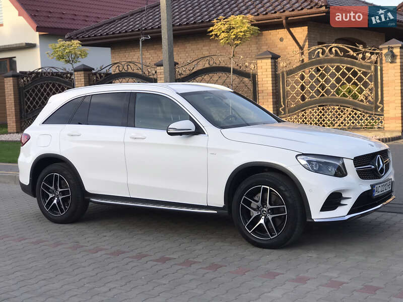 Mercedes-Benz GLC-Class 2018