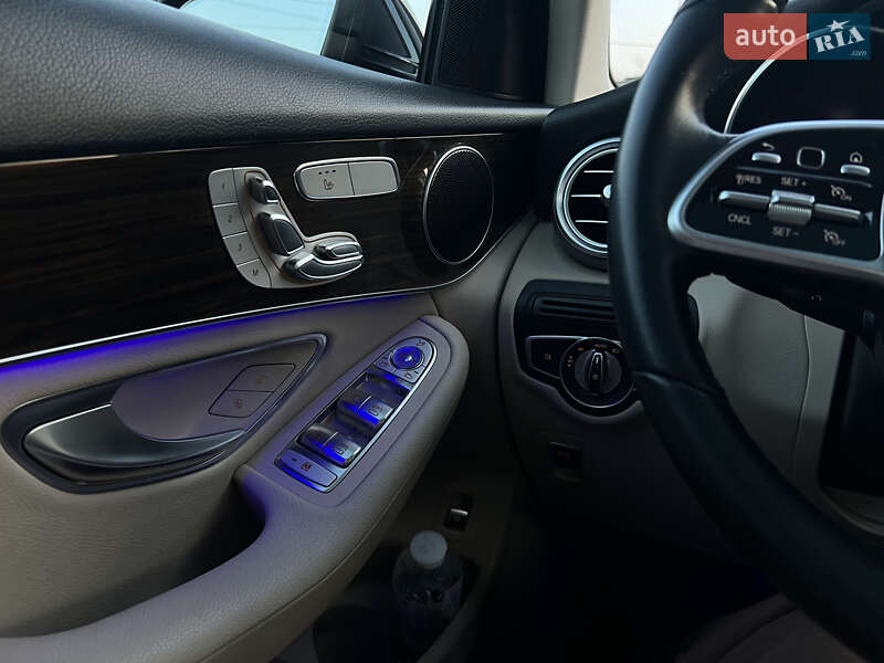 Внедорожник / Кроссовер Mercedes-Benz GLC-Class 2020 в Житомире