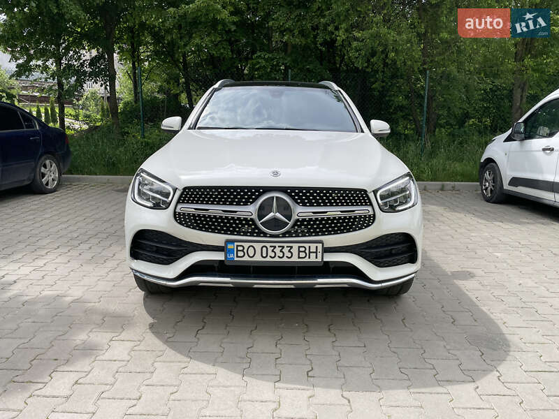 Внедорожник / Кроссовер Mercedes-Benz GLC-Class 2019 в Тернополе