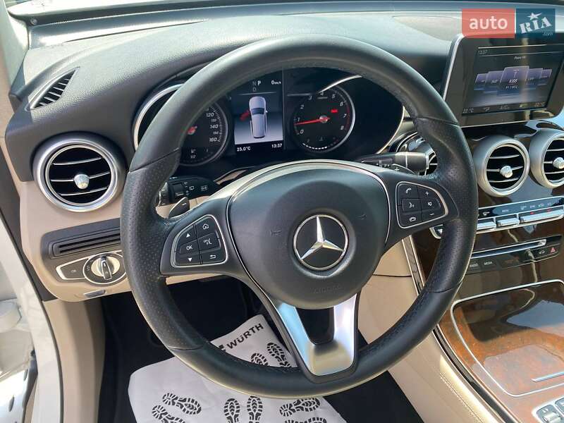 Внедорожник / Кроссовер Mercedes-Benz GLC-Class 2018 в Львове фото 14 Внедорожник / Кроссовер Mercedes-Benz GLC-Class 2018 в Львове
