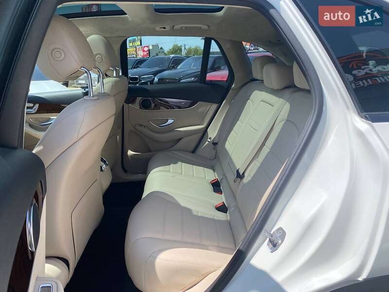 Внедорожник / Кроссовер Mercedes-Benz GLC-Class 2018 в Львове фото 21 Внедорожник / Кроссовер Mercedes-Benz GLC-Class 2018 в Львове