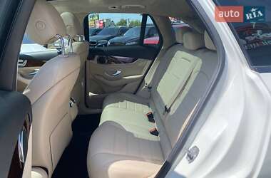 Внедорожник / Кроссовер Mercedes-Benz GLC-Class 2018 в 