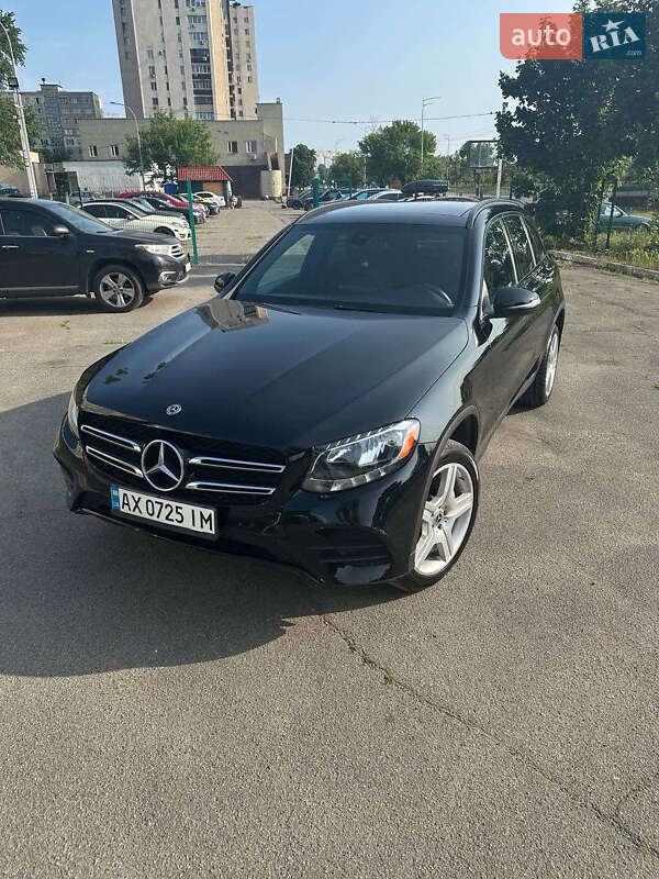 Внедорожник / Кроссовер Mercedes-Benz GLC-Class 2018 в Киеве