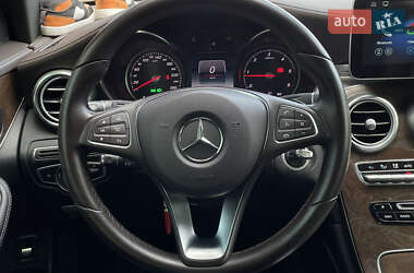 Внедорожник / Кроссовер Mercedes-Benz GLC-Class 2017 в 