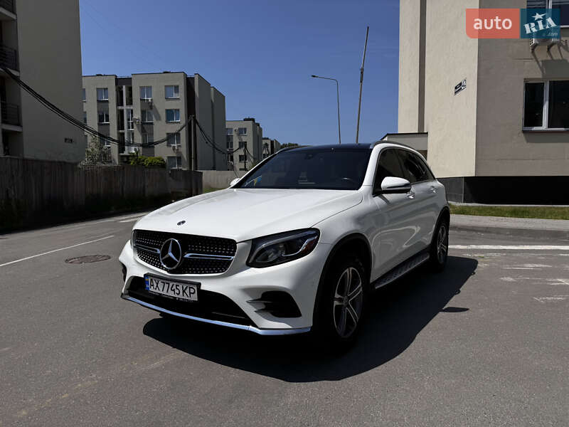 Внедорожник / Кроссовер Mercedes-Benz GLC-Class 2019 в 