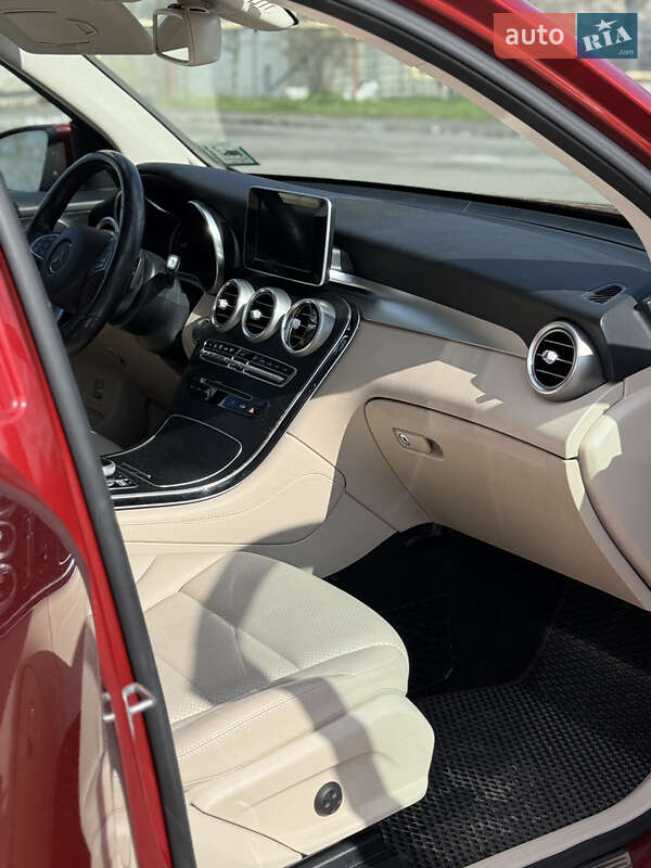 Позашляховик / Кросовер Mercedes-Benz GLC-Class 2017 в Івано-Франківську
