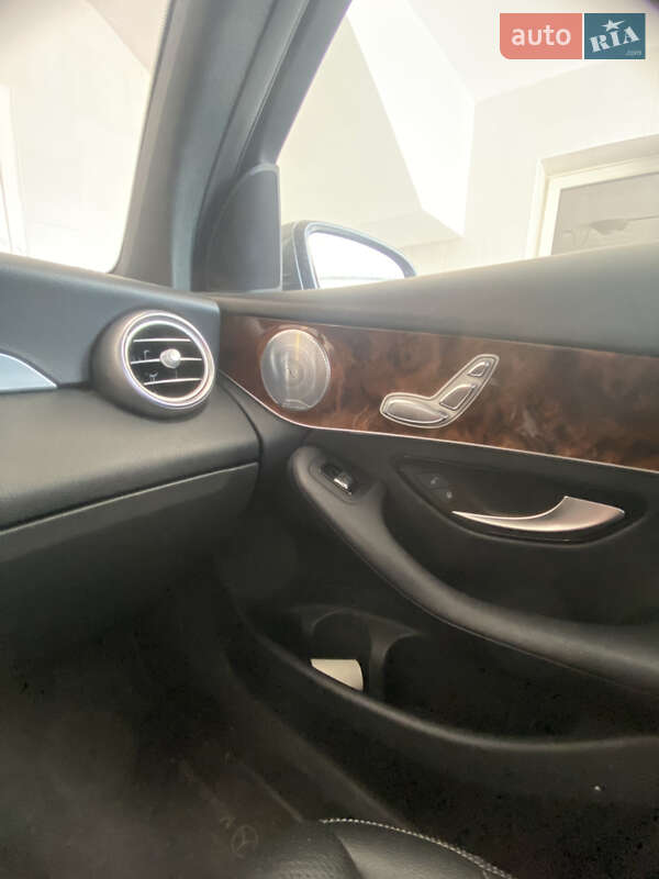 Позашляховик / Кросовер Mercedes-Benz GLC-Class 2018 в Києві