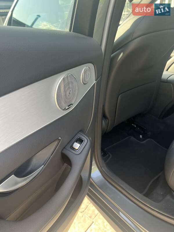 Внедорожник / Кроссовер Mercedes-Benz GLC-Class 2019 в Львове