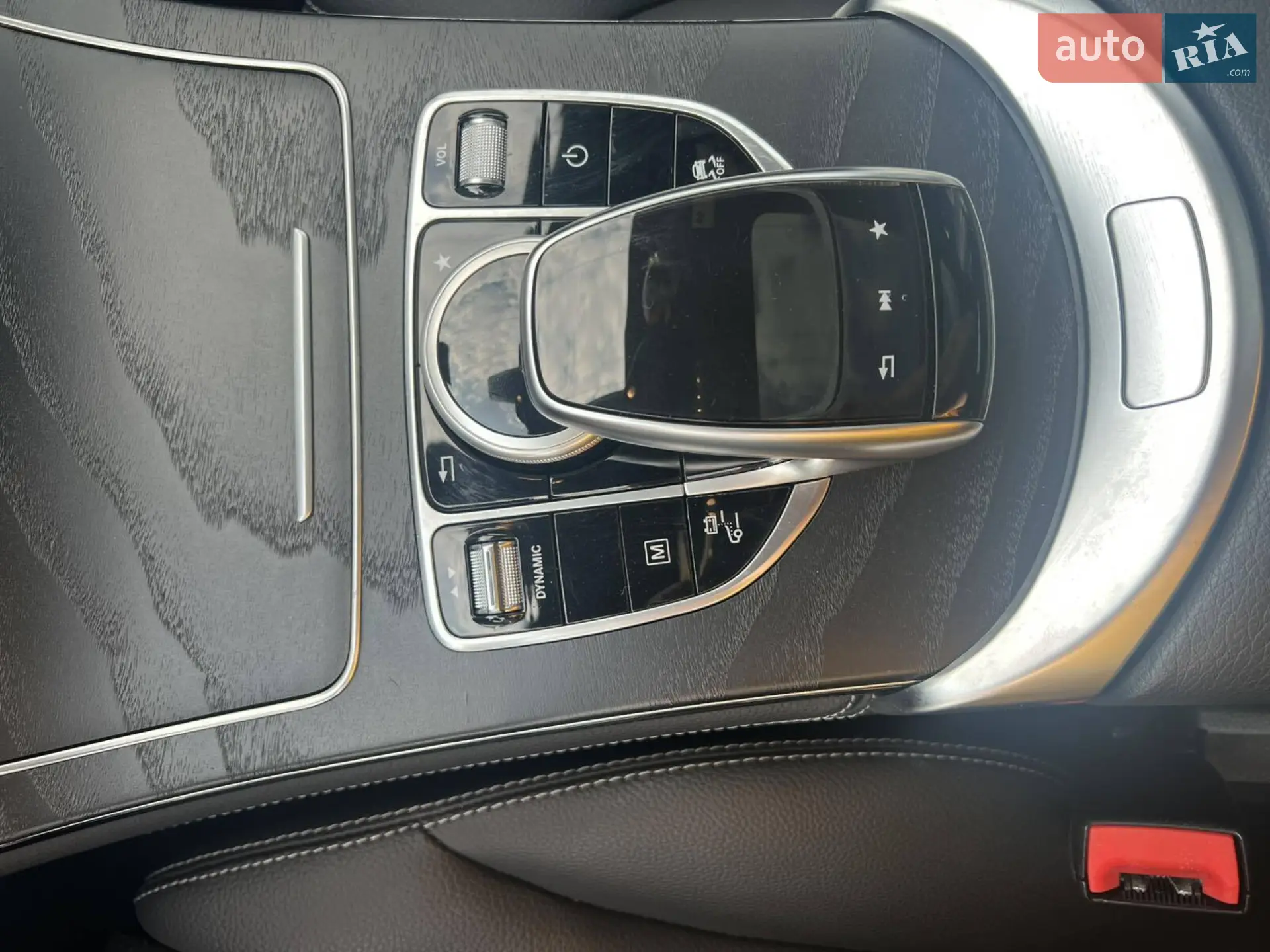 2019 Mercedes-Benz GLC - мініатюра 21