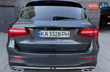 Позашляховик / Кросовер Mercedes-Benz GLC-Class 2016 в 