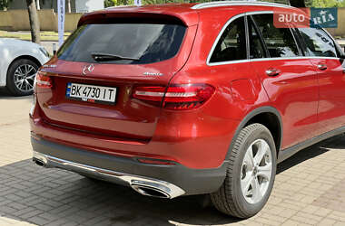 Внедорожник / Кроссовер Mercedes-Benz GLC-Class 2018 в 