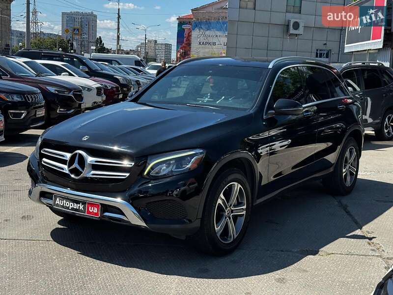 Внедорожник / Кроссовер Mercedes-Benz GLC-Class 2018 в 