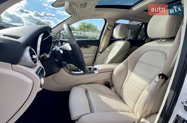 Внедорожник / Кроссовер Mercedes-Benz GLC-Class 2018 в 