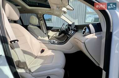 Внедорожник / Кроссовер Mercedes-Benz GLC-Class 2018 в 