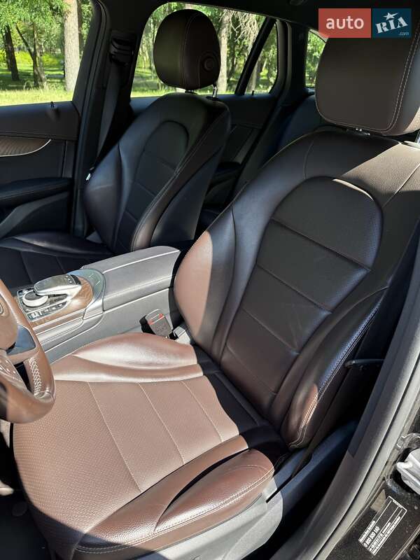 Позашляховик / Кросовер Mercedes-Benz GLC-Class 2017 в Києві