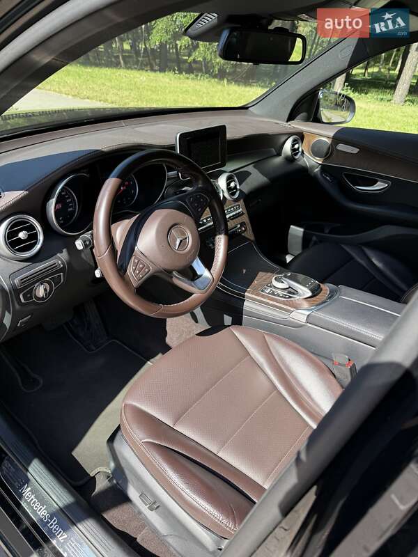Внедорожник / Кроссовер Mercedes-Benz GLC-Class 2017 в Киеве