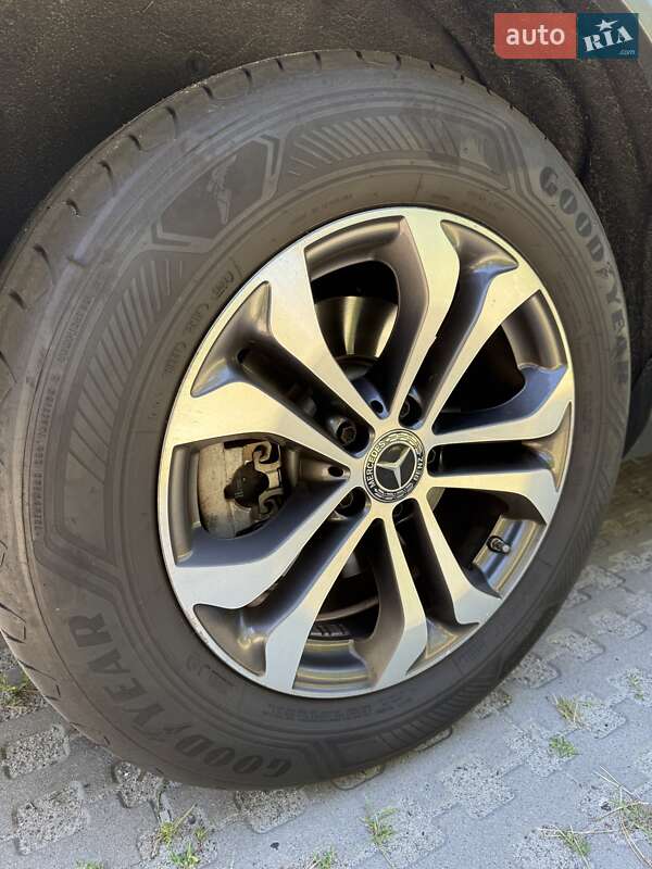 Позашляховик / Кросовер Mercedes-Benz GLC-Class 2017 в Києві