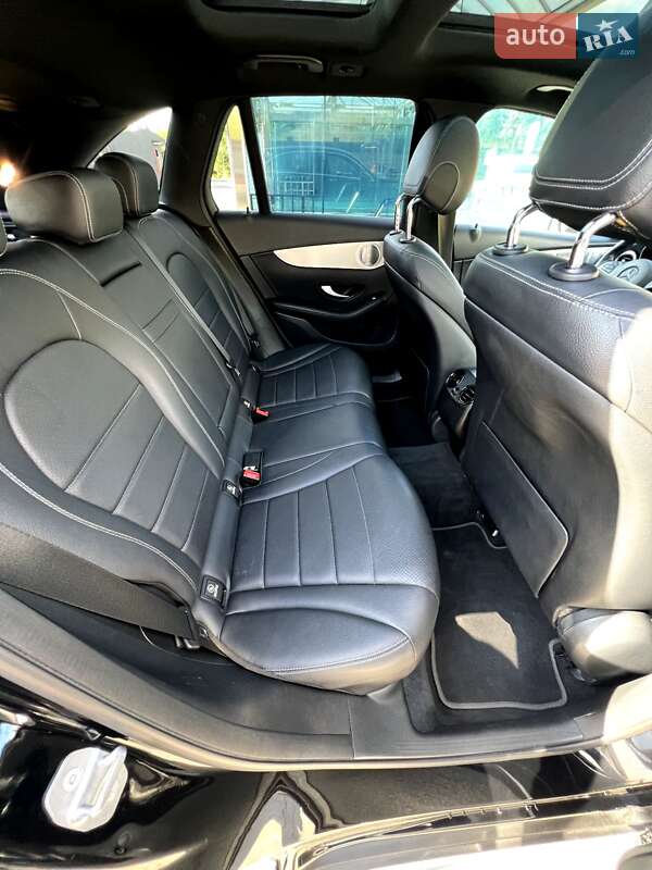 Внедорожник / Кроссовер Mercedes-Benz GLC-Class 2019 в Ровно