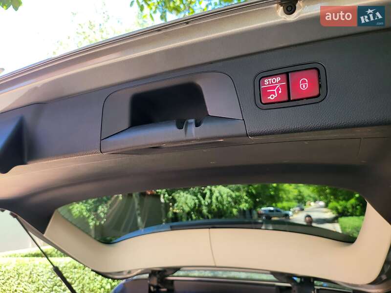 Внедорожник / Кроссовер Mercedes-Benz GLC-Class 2019 в Одессе фото 25 Внедорожник / Кроссовер Mercedes-Benz GLC-Class 2019 в Одессе