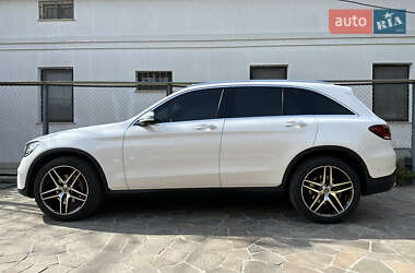Внедорожник / Кроссовер Mercedes-Benz GLC-Class 2022 в 