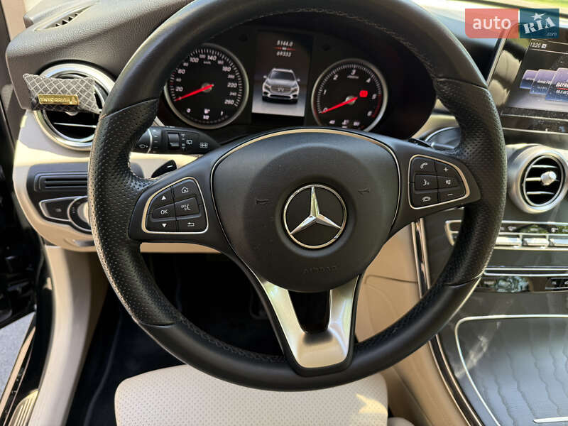 Внедорожник / Кроссовер Mercedes-Benz GLC-Class 2017 в Киеве