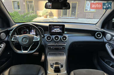 Внедорожник / Кроссовер Mercedes-Benz GLC-Class 2018 в 