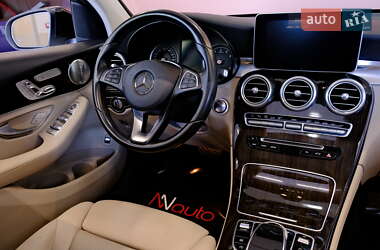 Позашляховик / Кросовер Mercedes-Benz GLC-Class 2016 в 
