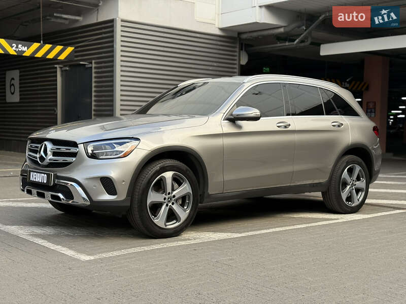 Mercedes-Benz GLC-Class 2021