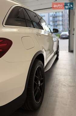 Внедорожник / Кроссовер Mercedes-Benz GLC-Class 2017 в 