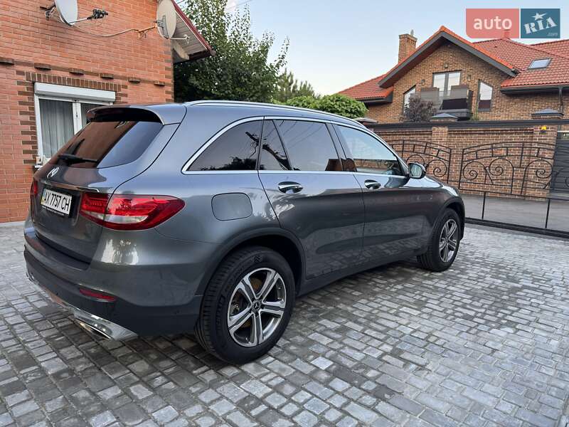 Внедорожник / Кроссовер Mercedes-Benz GLC-Class 2018 в Киеве