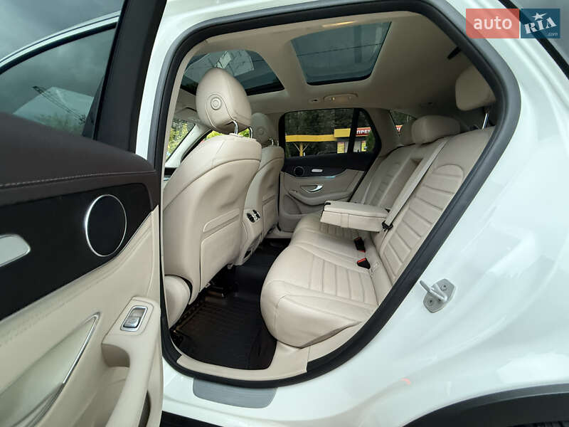 Позашляховик / Кросовер Mercedes-Benz GLC-Class 2015 в Тернополі