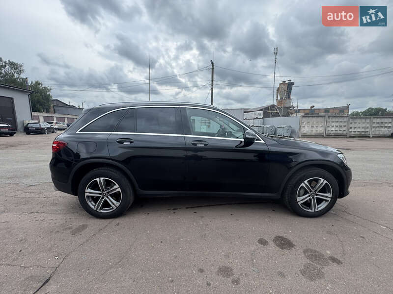 Позашляховик / Кросовер Mercedes-Benz GLC-Class 2018 в Чернігові