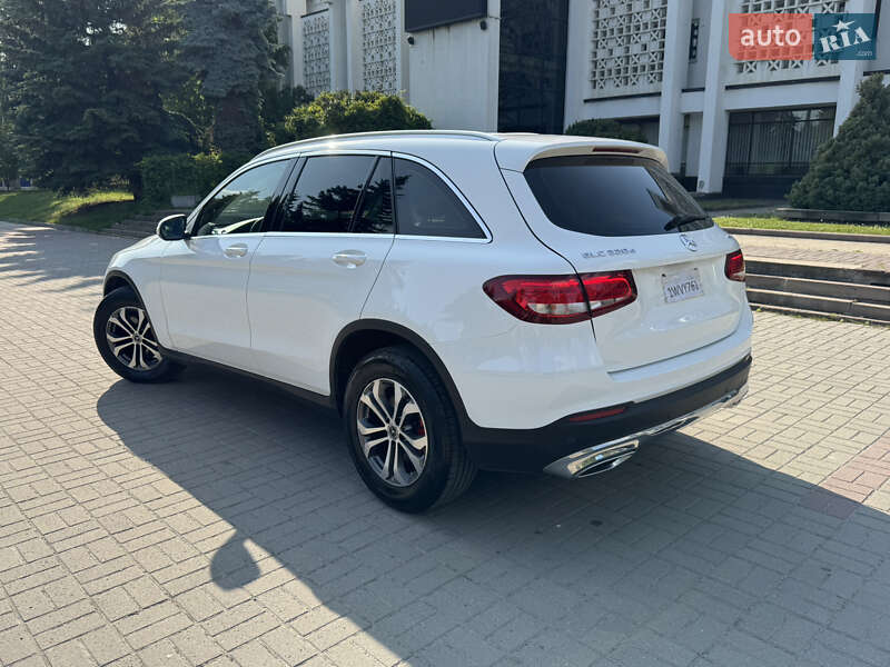 Позашляховик / Кросовер Mercedes-Benz GLC-Class 2017 в Тернополі