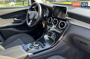 Позашляховик / Кросовер Mercedes-Benz GLC-Class 2017 в 