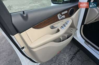 Внедорожник / Кроссовер Mercedes-Benz GLC-Class 2021 в 