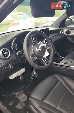 Внедорожник / Кроссовер Mercedes-Benz GLC-Class 2021 в 