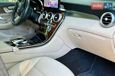 Внедорожник / Кроссовер Mercedes-Benz GLC-Class 2016 в 