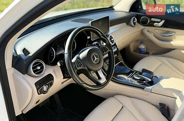 Внедорожник / Кроссовер Mercedes-Benz GLC-Class 2016 в 
